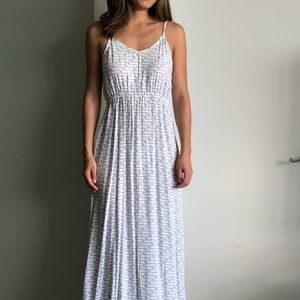 Ava Sky XS maxi dress